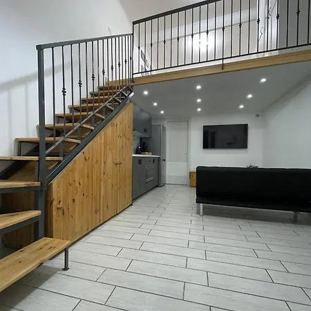 Vico Spaccanapoli 2 Apartamento *